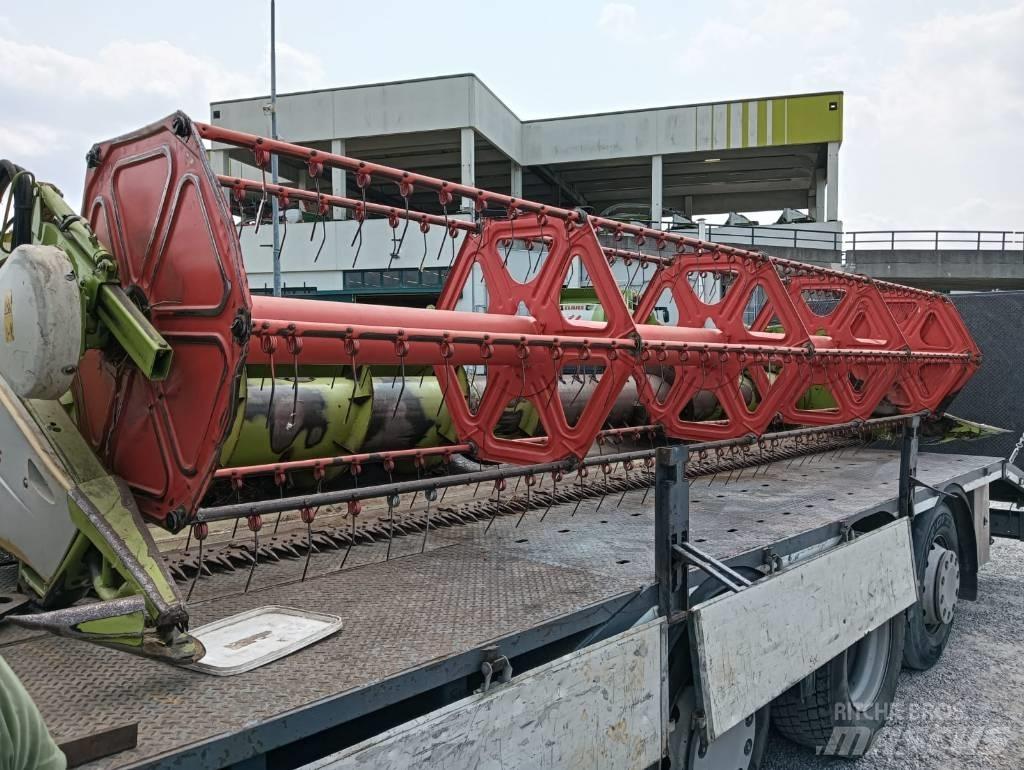 CLAAS C 600 Testate per mietitrebbie