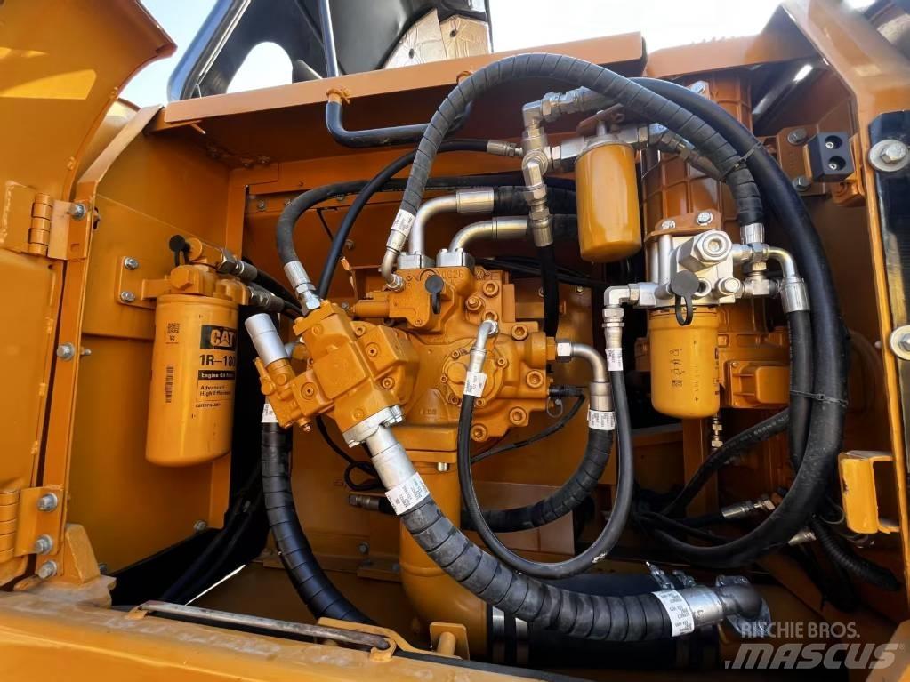 CAT CAT330D2 Escavatori medi 7t - 12t