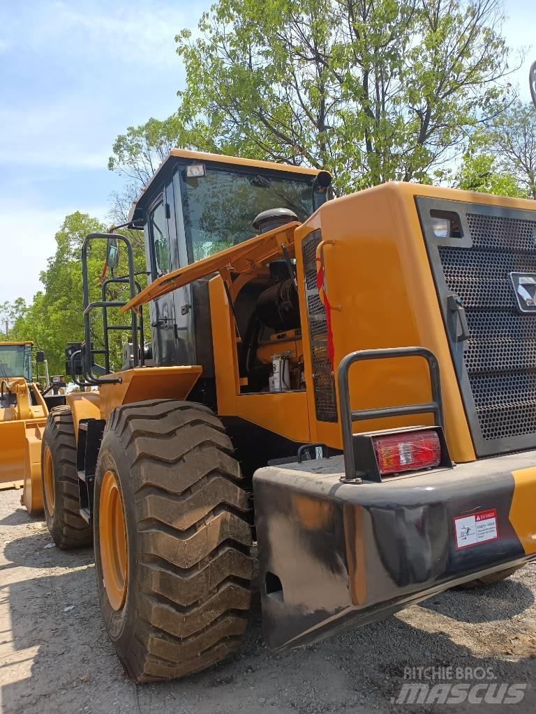 XCMG ZL50GN Pale gommate