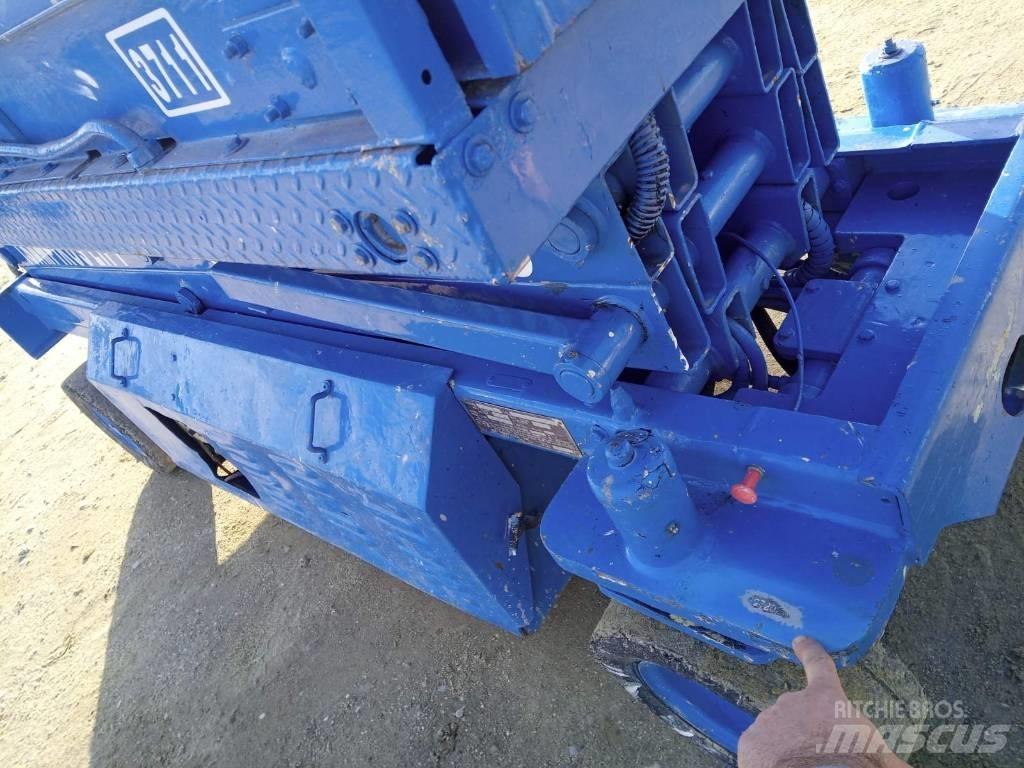 JLG 2033 COMMANDER Piattaforme a pantografo