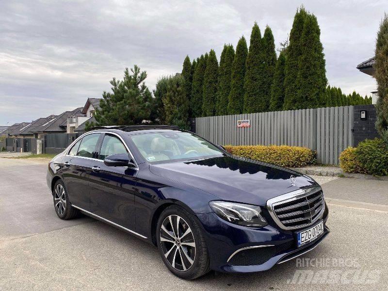 Mercedes-Benz E 300D Auto