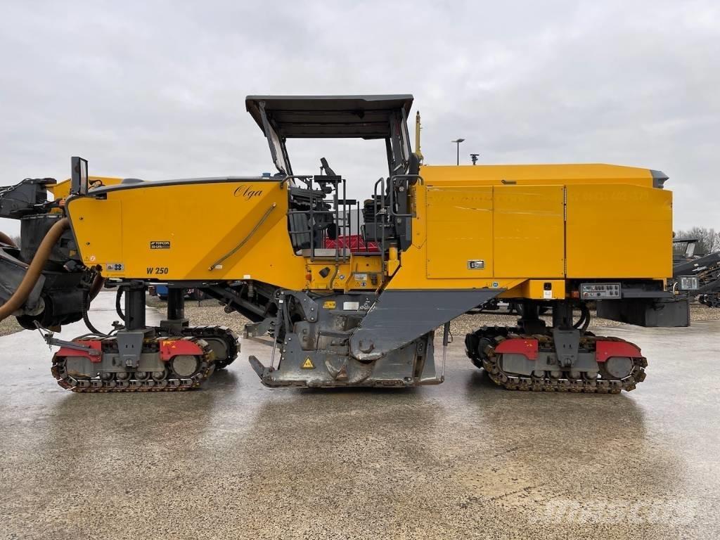 Wirtgen W250 Fresa a freddo per asfalto