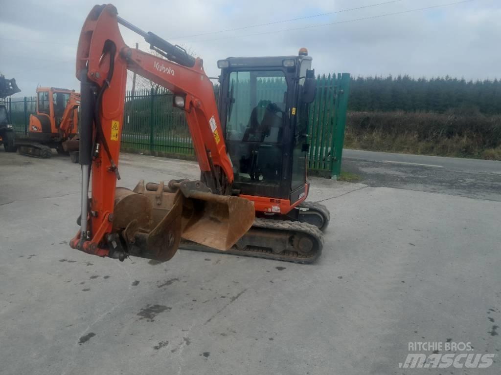 Kubota U 27-4 Miniescavatori
