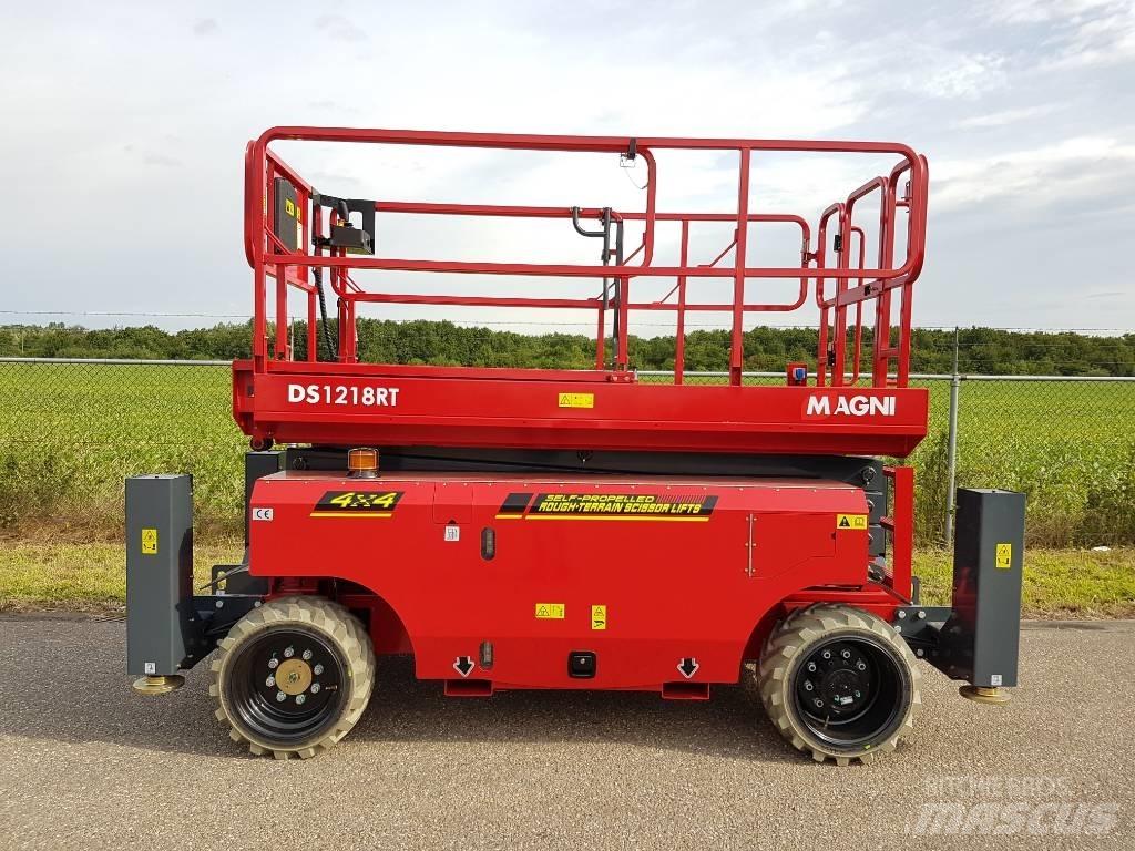 Magni DS 1218 RT Piattaforme a pantografo