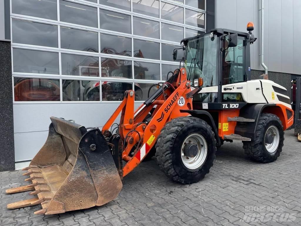 Schaeff TL100 Pale gommate