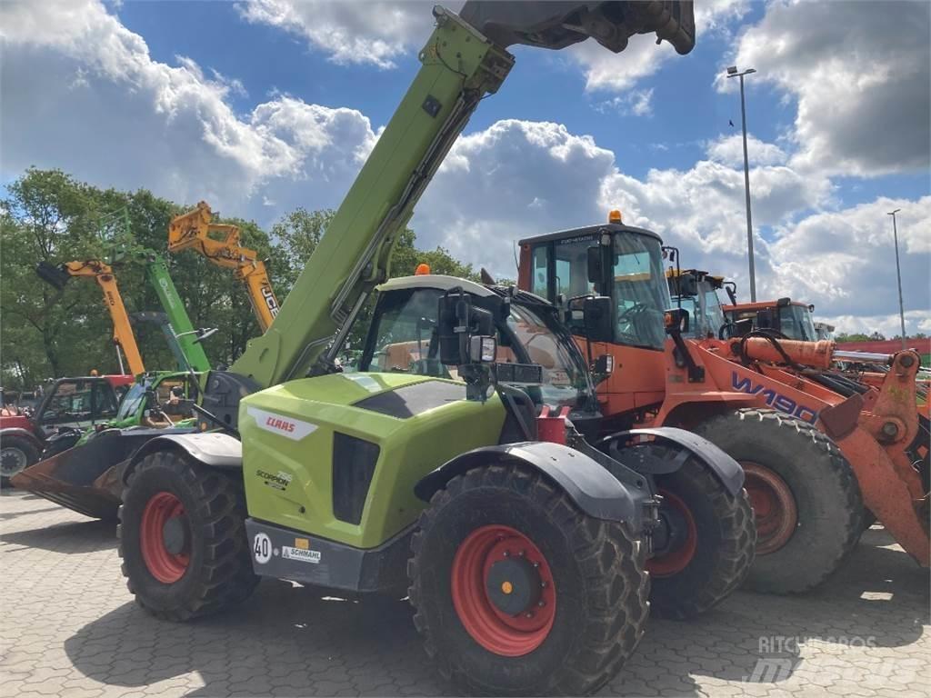 CLAAS Scorpion 756 Trattori