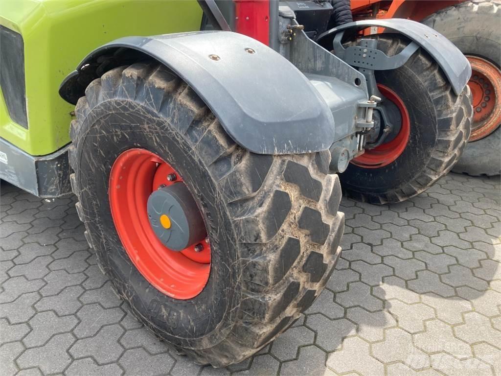 CLAAS Scorpion 756 Trattori
