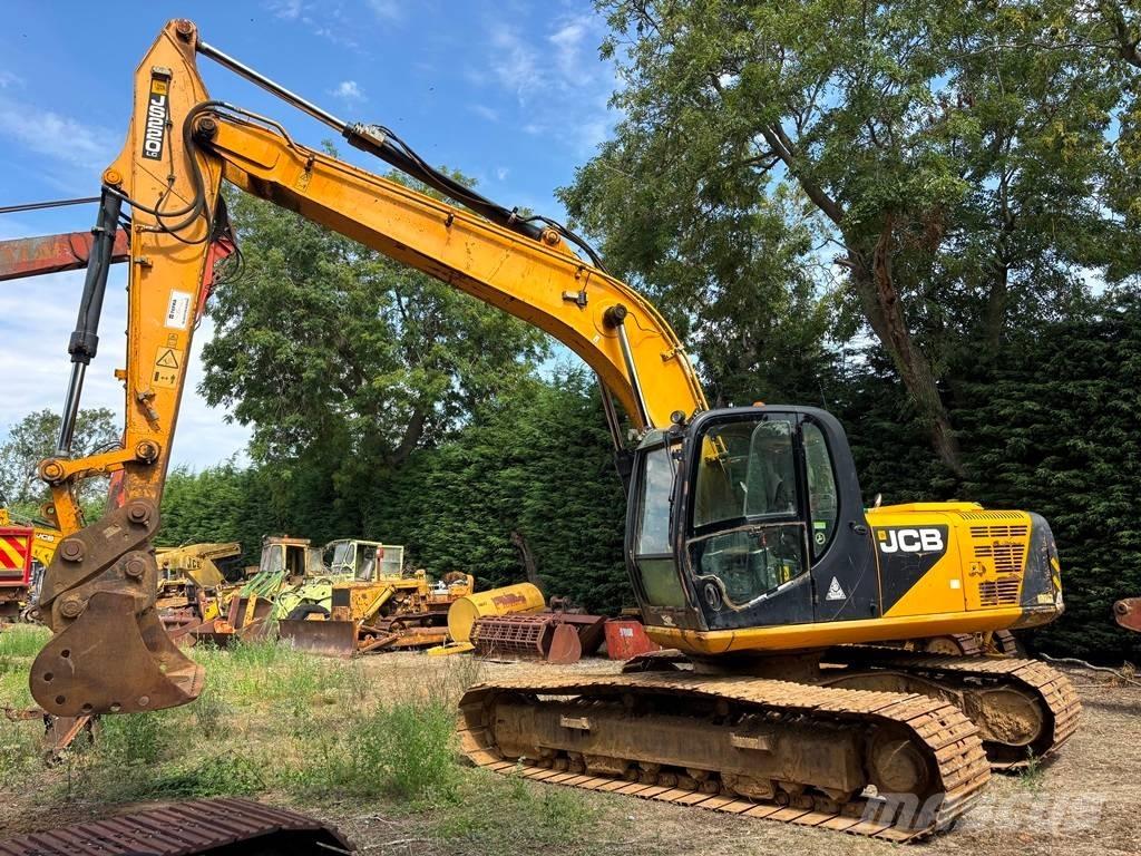 JCB JS 220 LC Escavatori cingolati