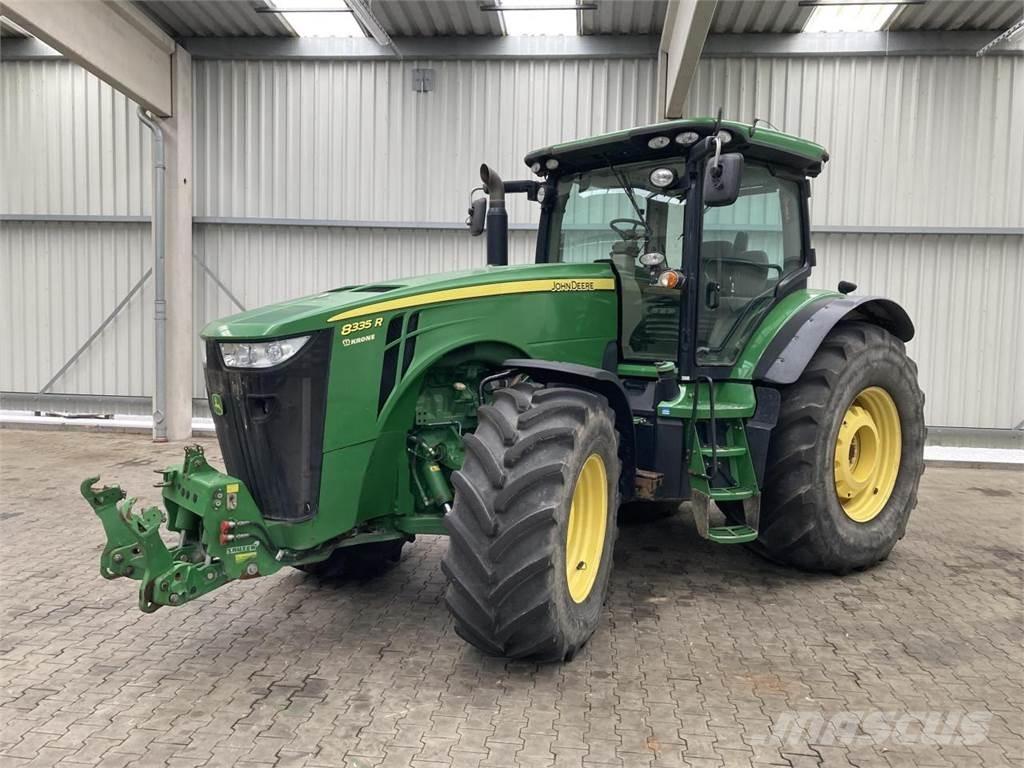 John Deere 8335R Trattori