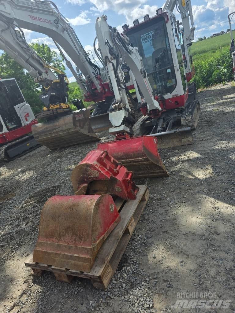 Takeuchi TB 320 Miniescavatori