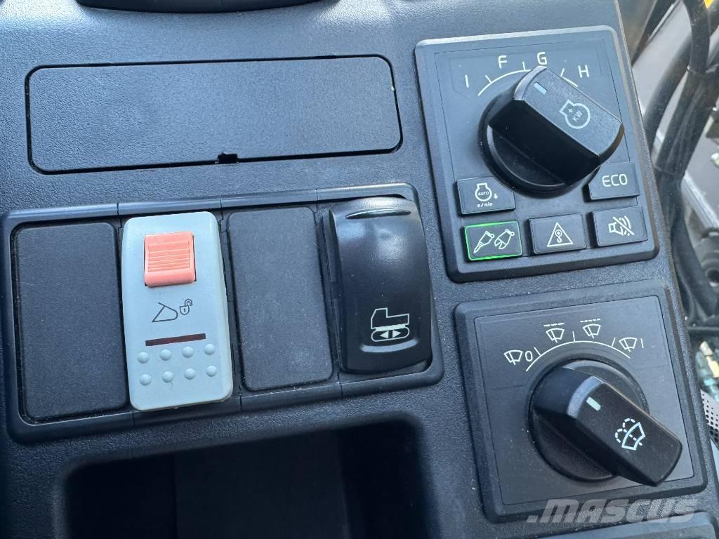 Volvo ECR 235 E Escavatori cingolati