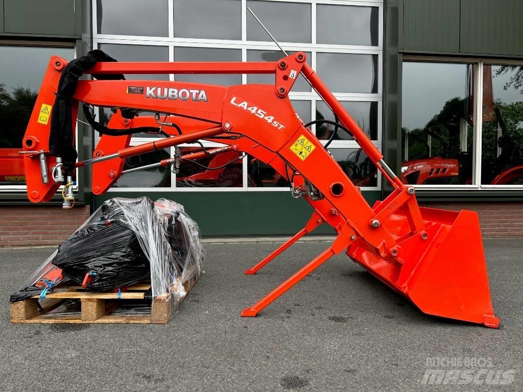 Kubota LA454ST Attrezzature per trattori compatti