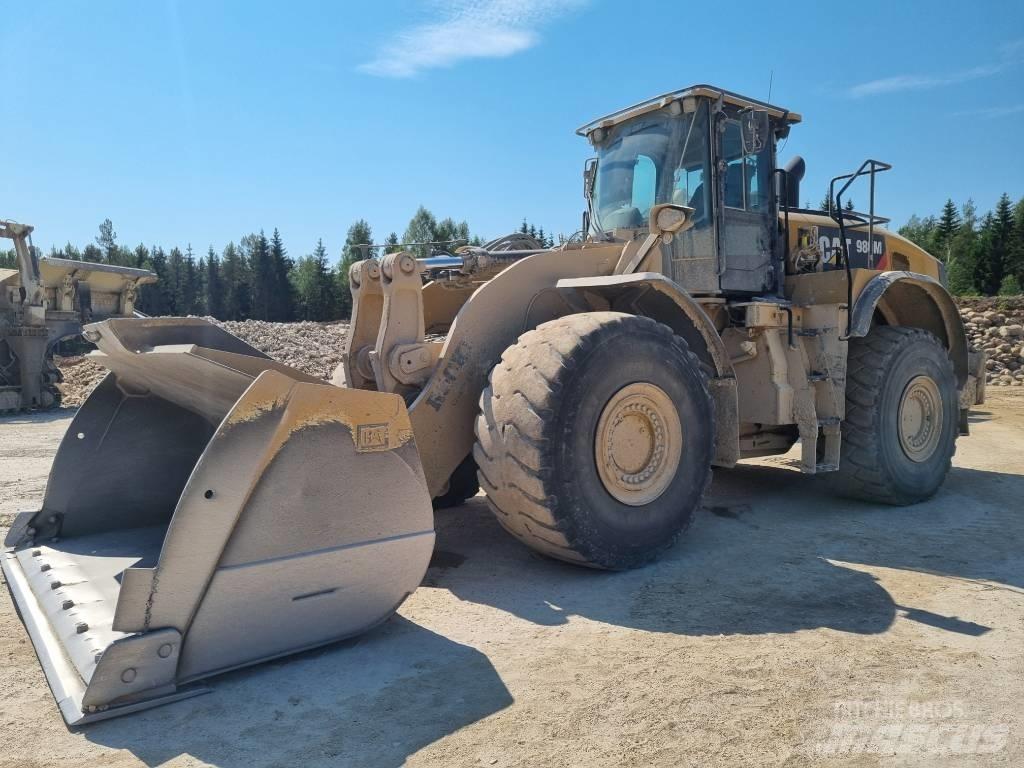 CAT 980M Pale gommate