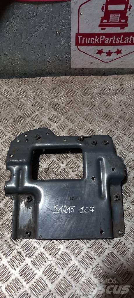 Scania R440  1923153 Cabine e interni