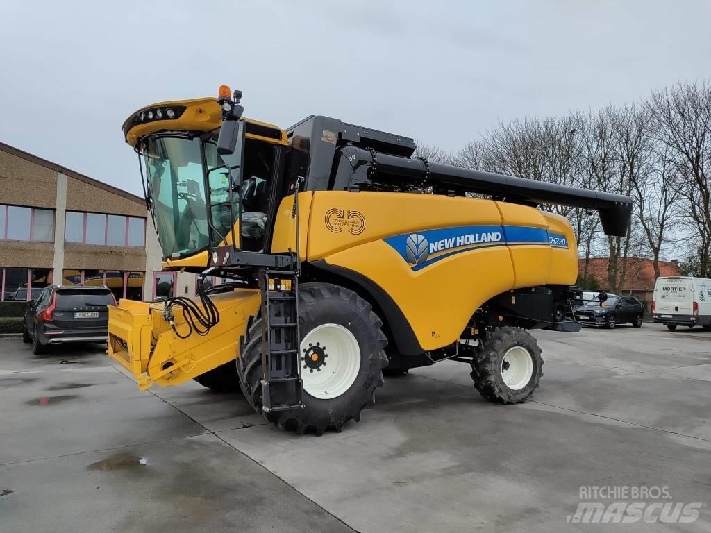 New Holland CH7.70 Mietitrebbiatrici