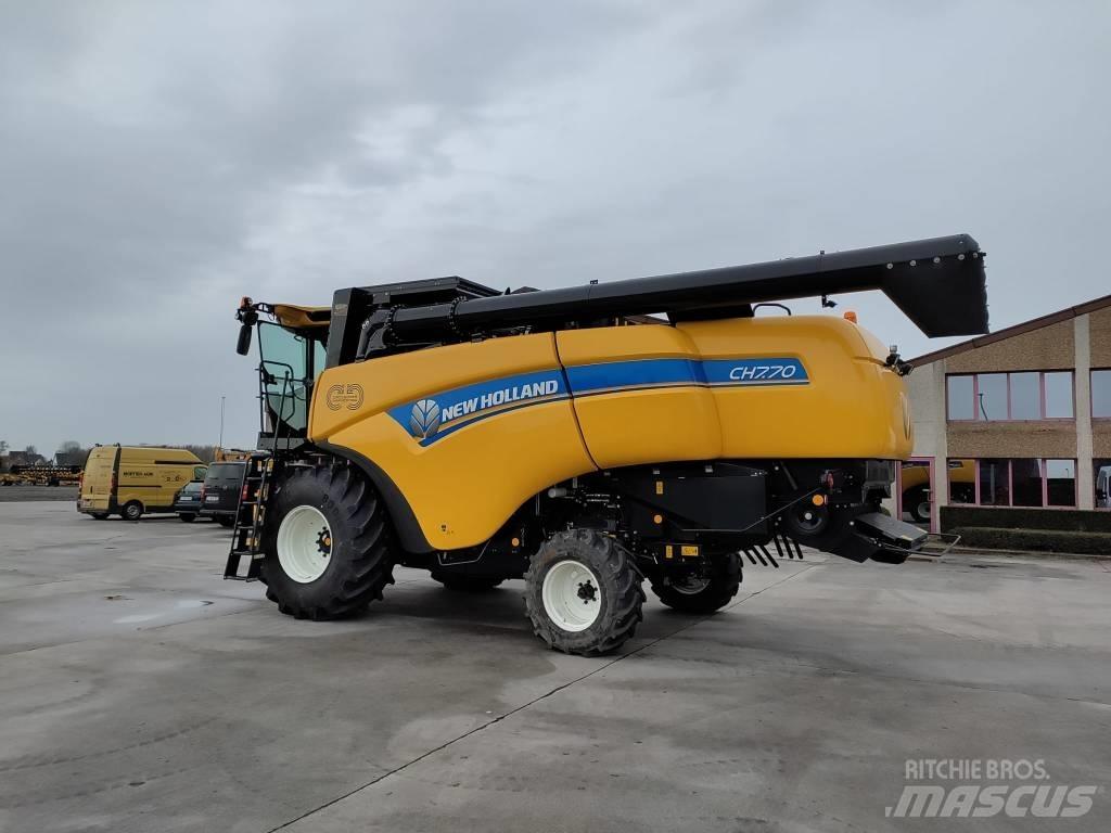 New Holland CH7.70 Mietitrebbiatrici
