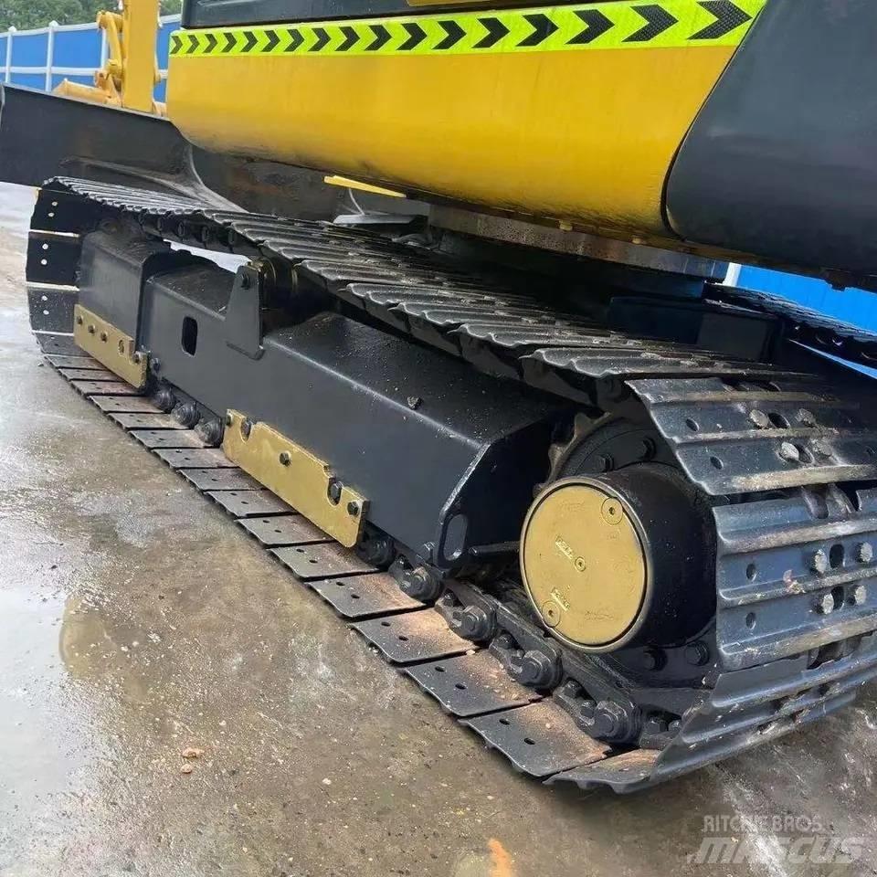 Komatsu PC56-7 Escavatori cingolati