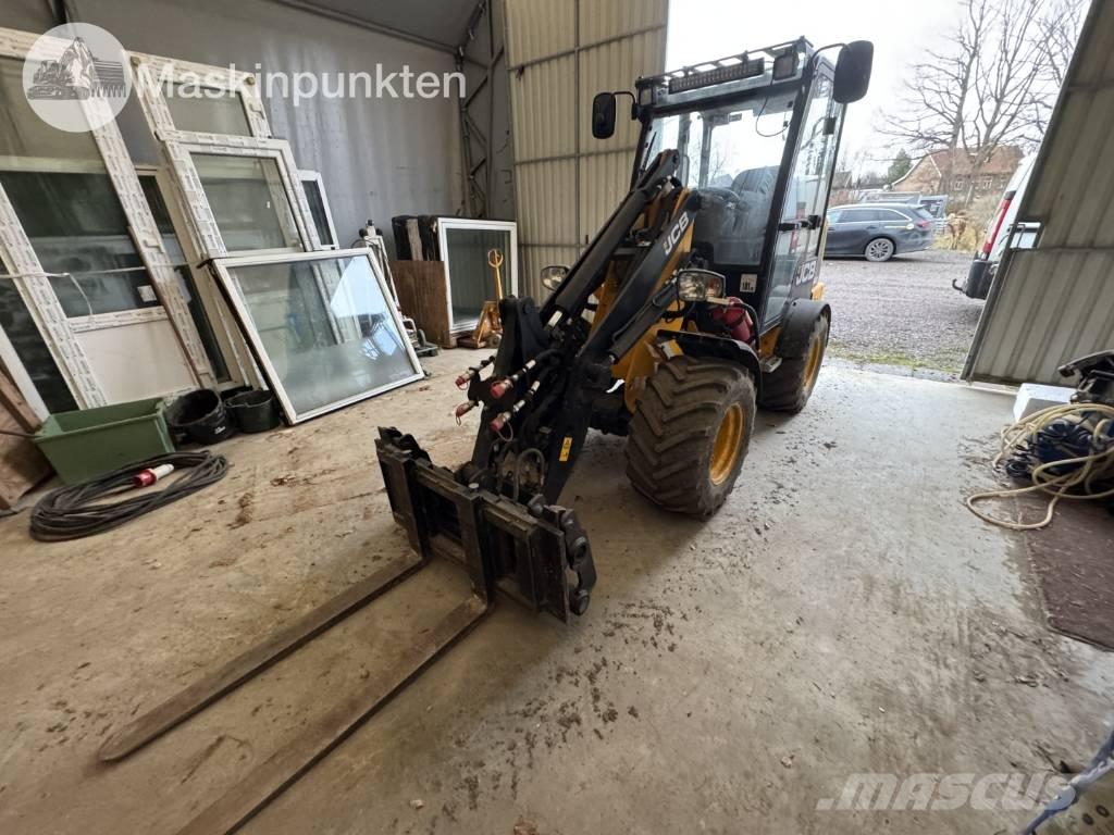 JCB 403 Pale gommate