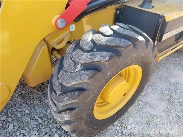 CAT 416 F Terne