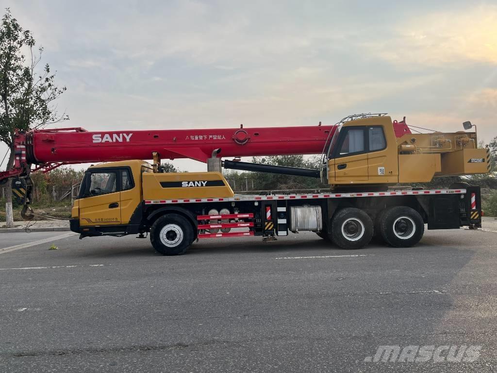 Sany STC 250 S Gru per tutti i terreni