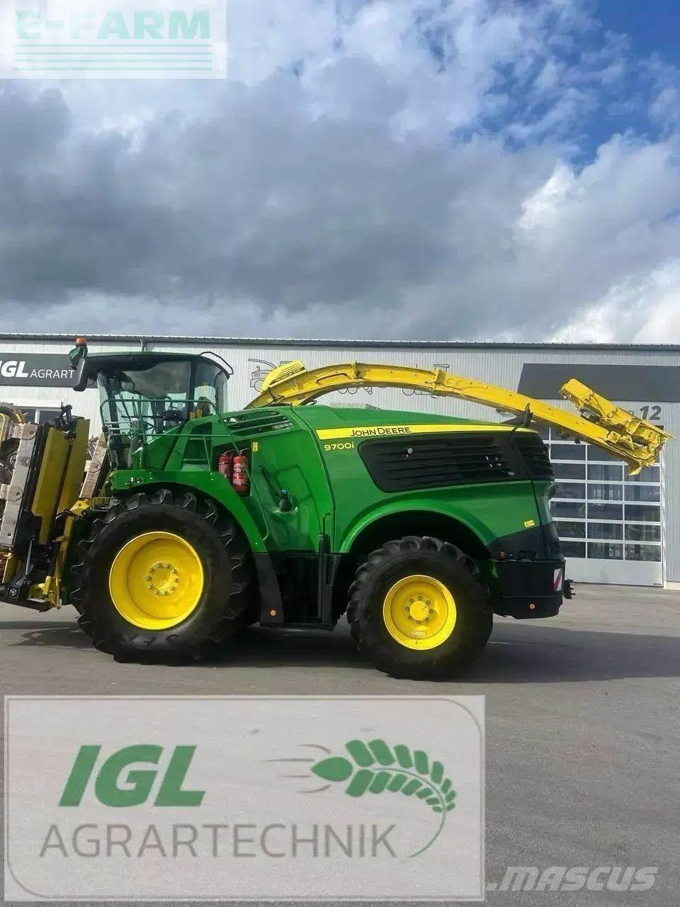 John Deere 9700 i Trince semoventi
