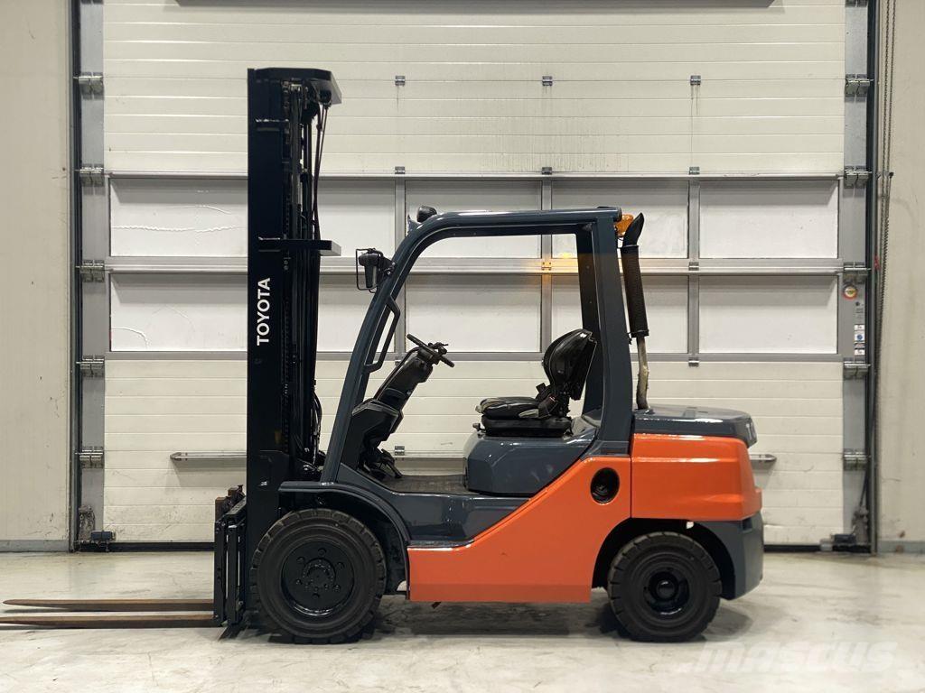 Toyota 52-8FDF30 Carrelli elevatori diesel