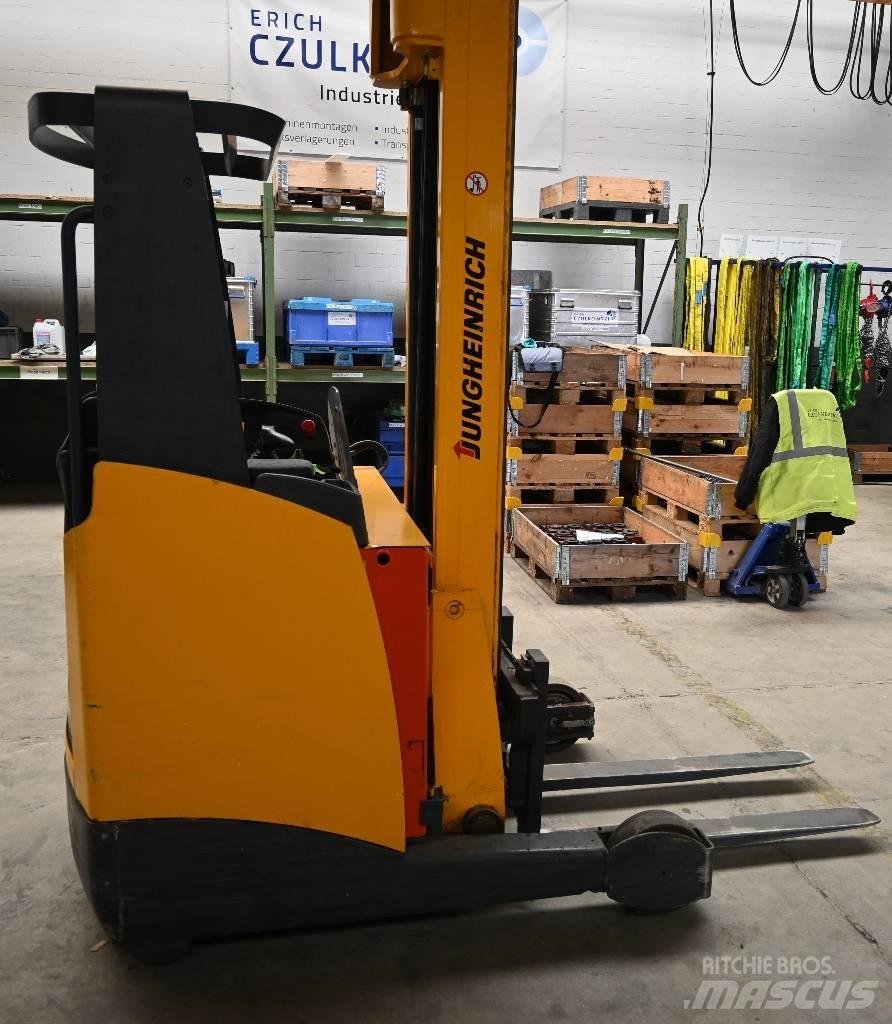 Jungheinrich ETV 214 Carrello retrattile