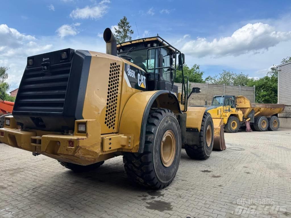 CAT 966 K Pale gommate