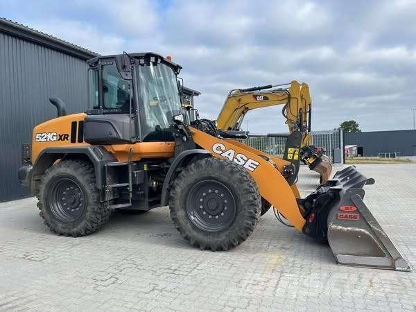 CASE 521 G XR Pale gommate