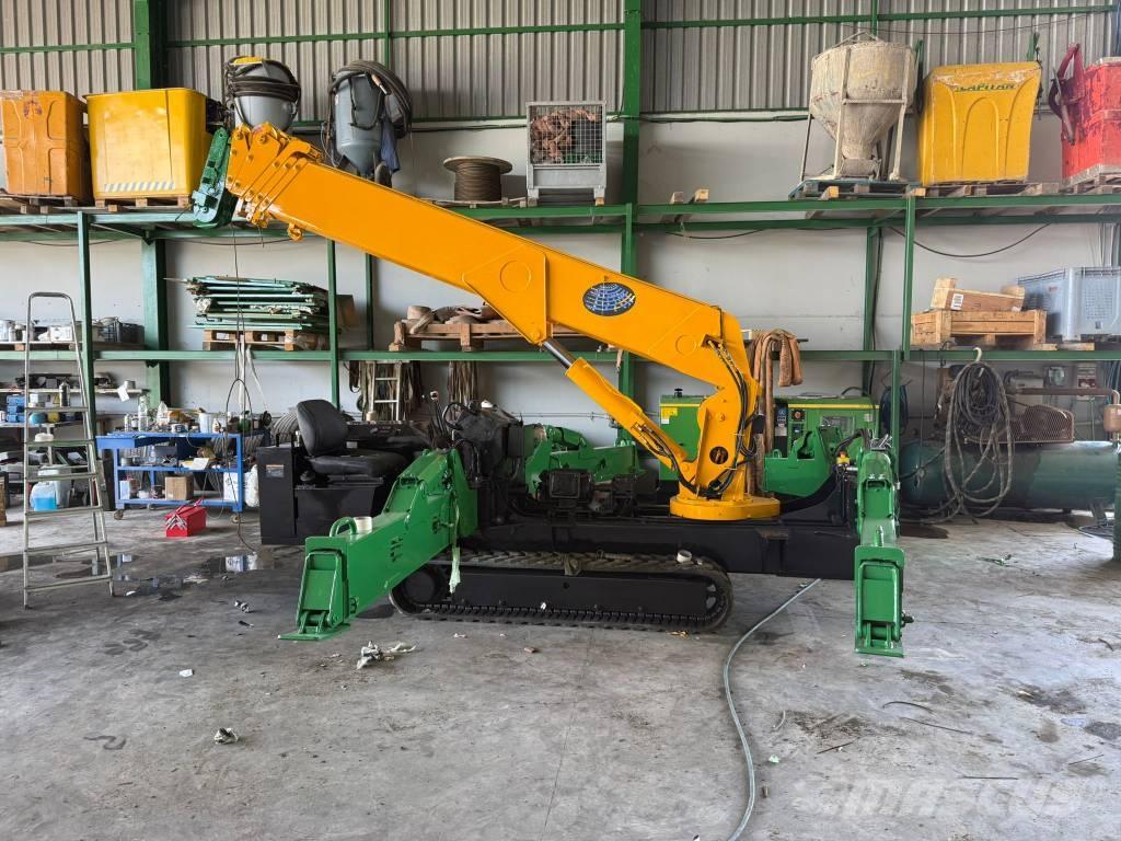 Unic URW 506 CDE Mini gru