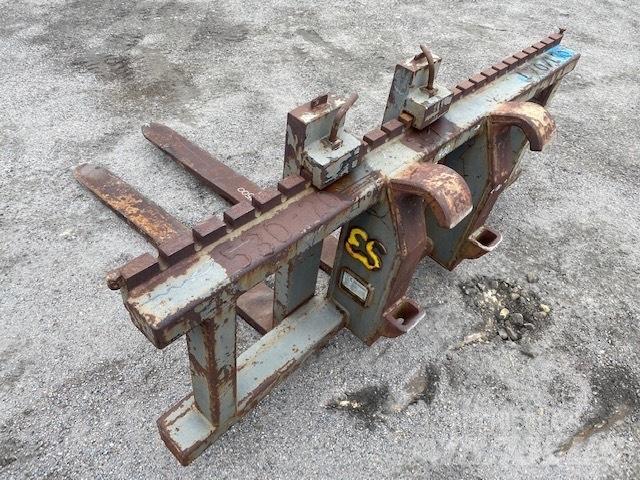 CAT 950 G forks Forche