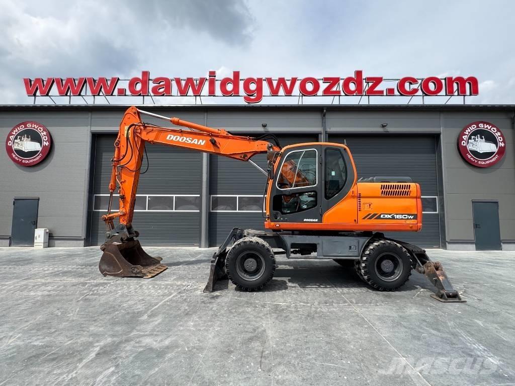 Doosan DX 160 W Escavatori gommati