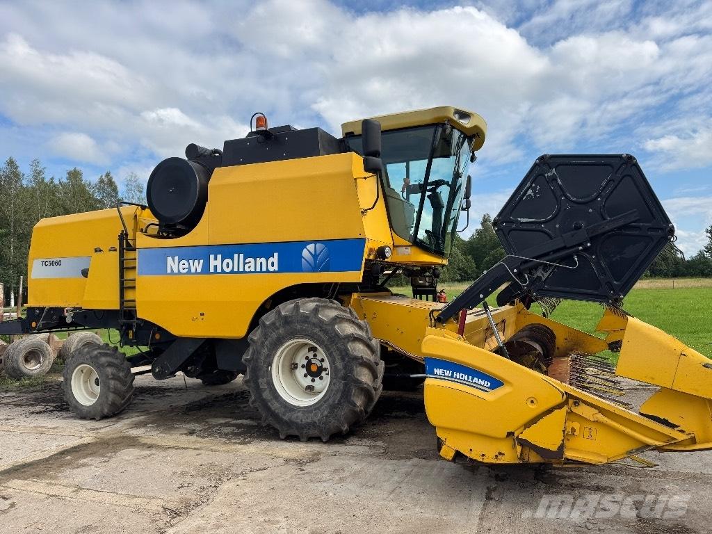 New Holland Tc5060 Mietitrebbiatrici