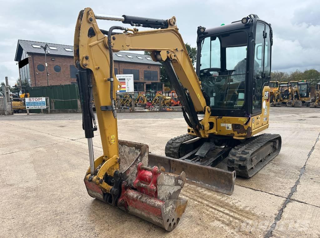 CAT 302.7 CR Miniescavatori