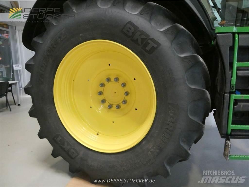John Deere 6250R Trattori