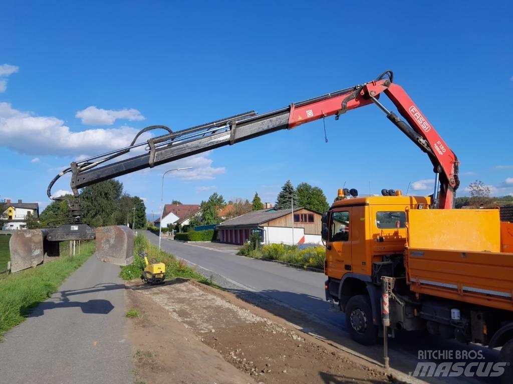 Fassi 130 Gru da carico