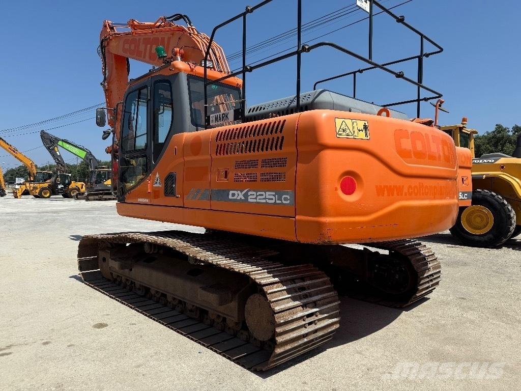  Dossan DX 225LC 3 Escavatori cingolati