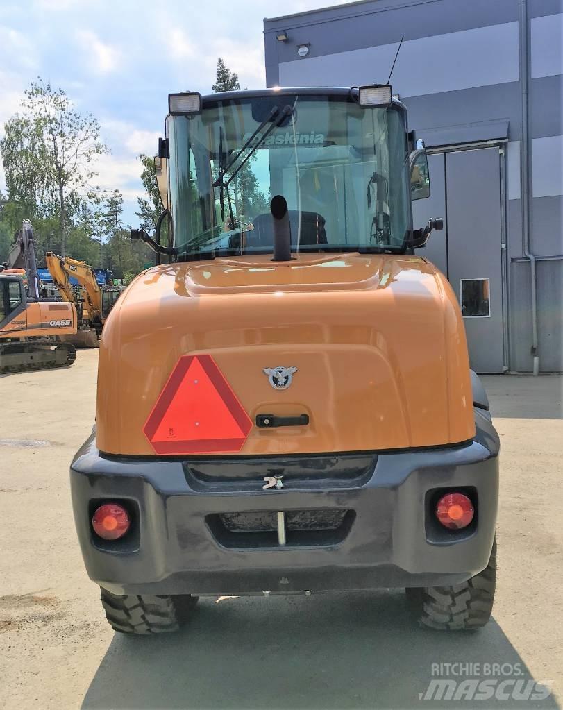 CASE 321 F Pale gommate