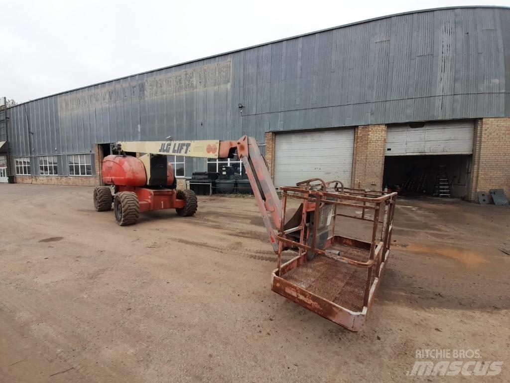 JLG 800 AJ Piattaforme a braccio telescopico