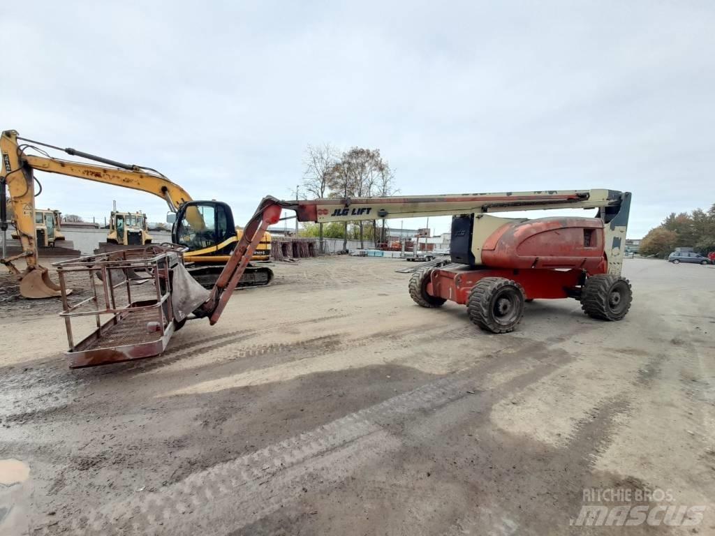 JLG 800 AJ Piattaforme a braccio telescopico