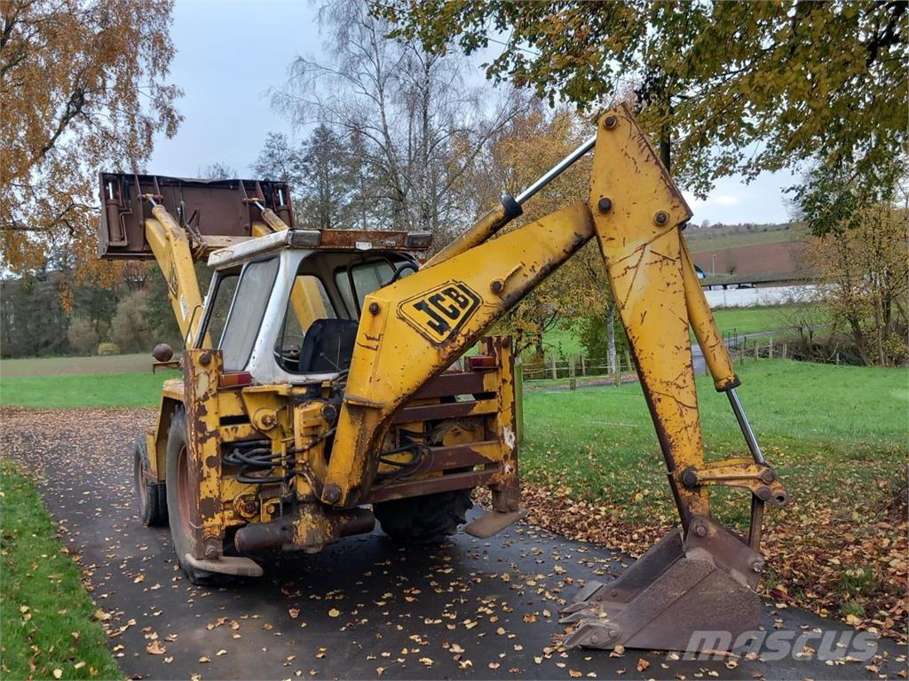 JCB 3d 2 Escavatori medi 7t - 12t