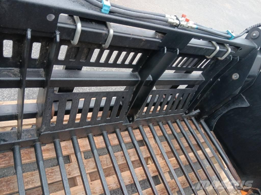 Ålö Silocut XL+ 225 Alimentatori per animali