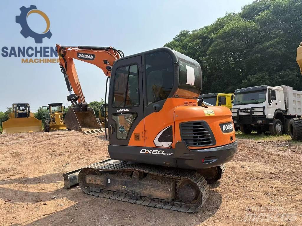 Doosan DX 60 Escavatori cingolati