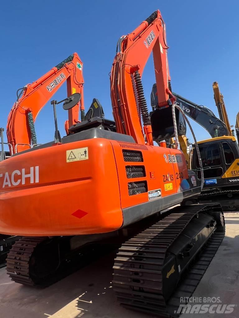 Hitachi ZX200 Escavatori cingolati