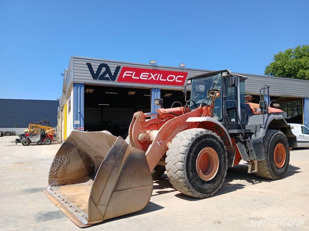 Hitachi ZW 310 Pale gommate