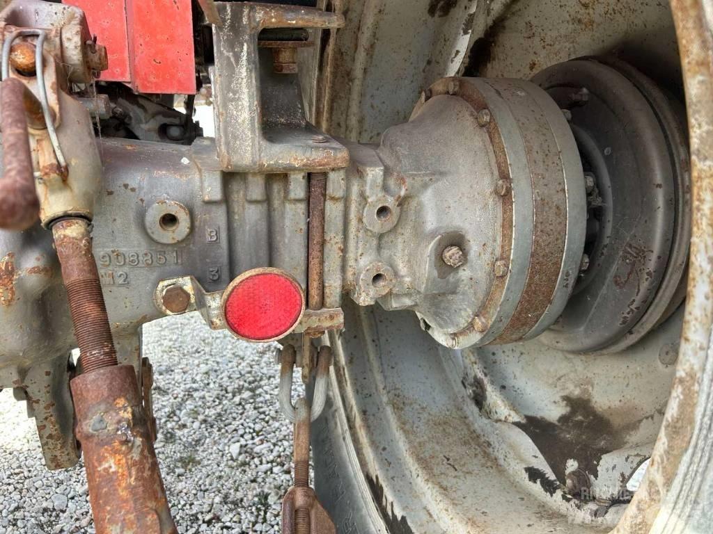 Massey Ferguson 590 Trattori