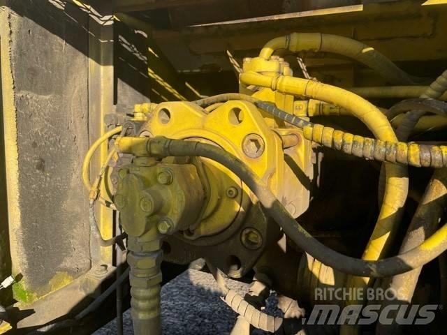 Kobelco SK 220 LC Escavatori cingolati