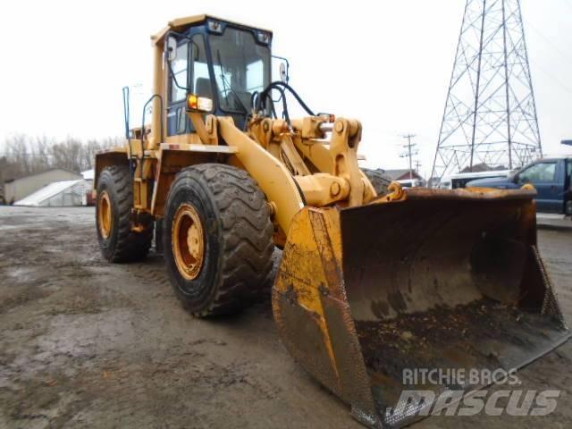 Komatsu WA 350-1 Pale gommate