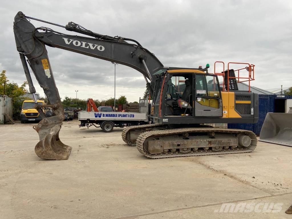 Volvo EC220El Escavatori cingolati