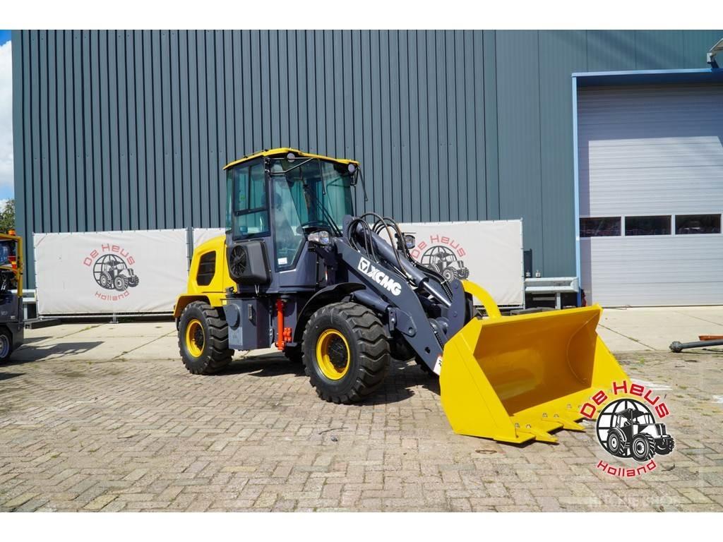 XCMG XC916E Pale gommate